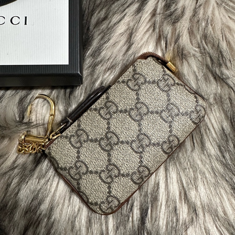 Gucci supreme key case
